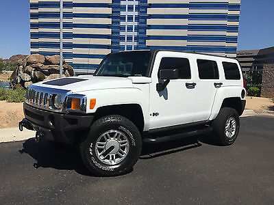 Hummer : H3 HUMMER H3 AWD  2006 hummer h 3 sport utility 4 wd 3 rd row abolutely beautiful 1 arizona owner