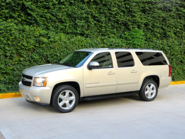 Chevrolet : Suburban QUAD SEAT LT 1 owner leather 3 rd row tv dvd 20 s 82 k low miles 1500 5.3 l flexfuel very clean
