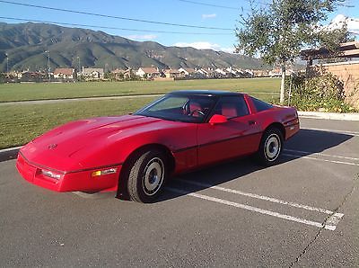 Chevrolet : Corvette Red & Black Trim 1985 red hot vette coupe excellent condition red leather interior 40 k miles