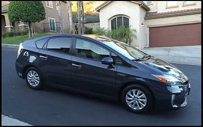 Toyota : Prius Plug-In Hatchback 4-Door 2012 toyota prius plug in fully loaded with all options