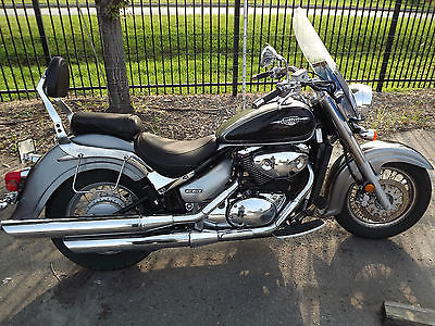 Suzuki : Boulevard SUZUKI 2005 C50 VL800 Boulevard