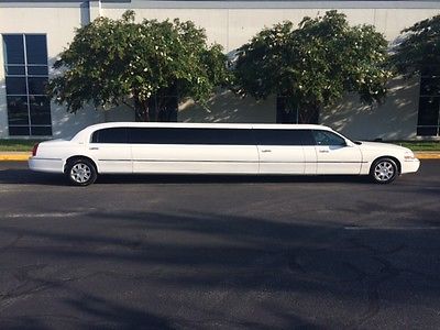 Lincoln : Town Car 180