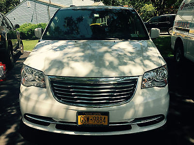 Chrysler : Town & Country Touring 2012 chrysler town and country