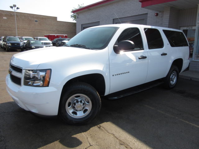 Chevrolet : Suburban 4WD 4dr 2500 White 2500 LS 4X4 Tow Pkg 98k Miles 9 Pass Rear Air Boards Ex Govt Well Maintain