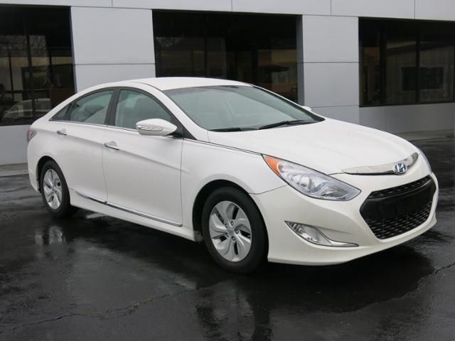 Hyundai : Other 4dr Sdn 4 dr sdn hybrid electric 2.4 l cd front wheel drive heated front seats tilt wheel