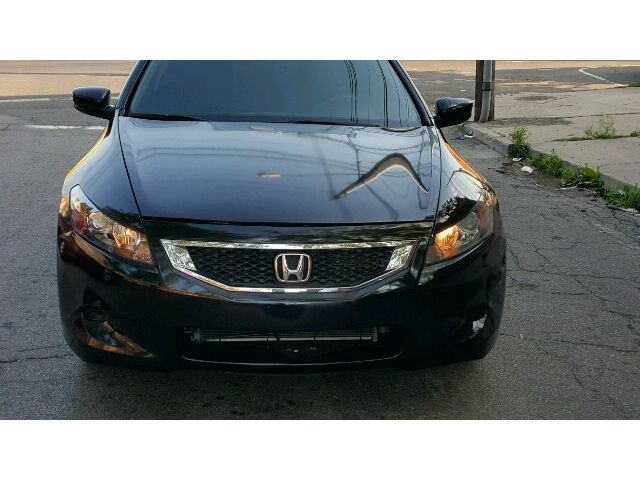 Honda : Accord 2dr I4 Auto Excellent condition Clean Certified Low miles Must sell