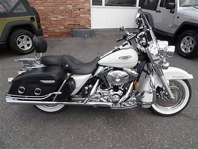 Harley-Davidson : Other 2002 harley davidson road king classic 7700 miles many extras pearl white mint