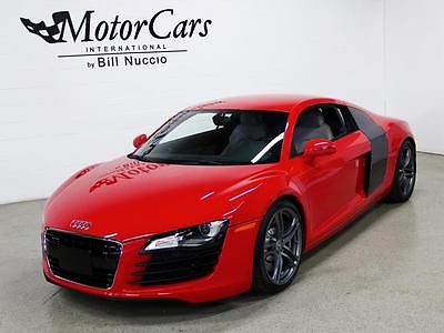 Audi : R8 Coupe 4.2L 2012 audi r 8 coupe red gray 2 k miles cf blade bang olufsen priced to sell