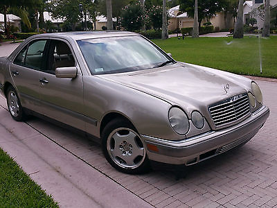 Mercedes-Benz : 400-Series e420 Merceded-Benz 400 Series E420 1997 Beige Gold 4 Door Sedan