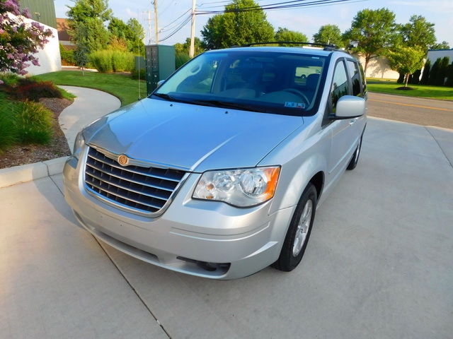 Chrysler : Town & Country Touring TOURING EDITION ! STOW'N'GO! WARRANTY !READY TO GO !DVD SYSTEM!3rd ROW SEATS!08