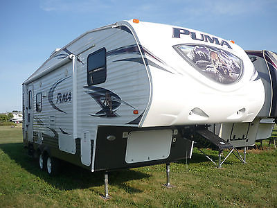 2014 Palomino Puma 253FBS Lite 5th Wheel Travel Trailer Camper