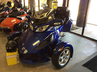 Can-Am : ROADSTER 2012 can am spyder roadster
