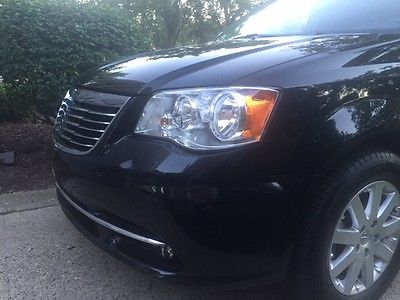 Chrysler : Town & Country Touring-L 2012 chrysler town and country minivan touring l black exterior black interior
