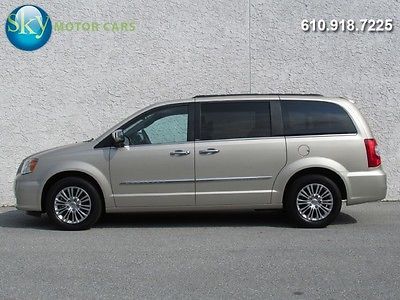 Chrysler : Town & Country Touring-L 36 115 msrp touring l navi rear seat dvd 730 n uconnect heated seats