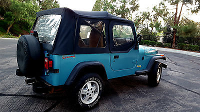 Jeep : Wrangler Rio Grande  1995 jeep wrangler rio grande gem color 2.5 l extremly clean 70 k low miles 4 wd