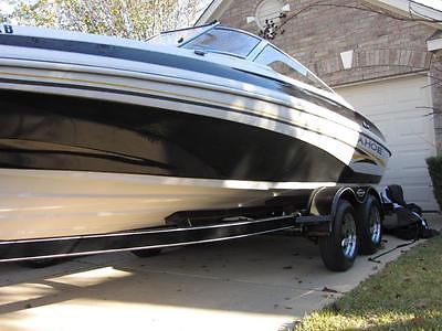 **2004 TAHOE Q7 SERIES SKI and FISHING BOAT** Priced to sell!