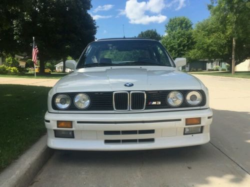 BMW : M3 1988 bmw m 3