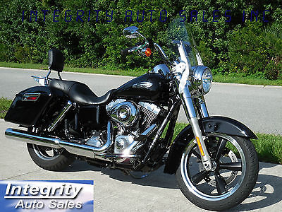 Harley-Davidson : Dyna 2012 harley davidson fld switchback clean bike