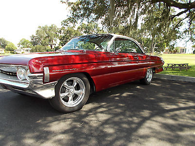 Oldsmobile : Eighty-Eight DYNAMIC 88 1961 olds dynamic 88 two door bubble top