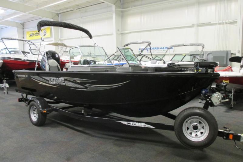CLEAN 2013 Lowe 175 Pro Fishing Machine w/Only 22 Engine Hours!