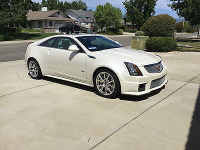 Cadillac : CTS CTS-V Coupe, upgraded cold air intake and exhaust, very low miles.
