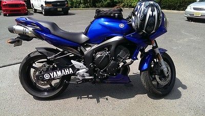 Yamaha : FZ Blue 2006 Yamaha FZ6