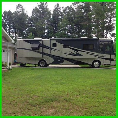 2006 Monaco Knight PDQ 40' Class A RV 330 Cummind Diesel 4 Slide Outs Queen Bed