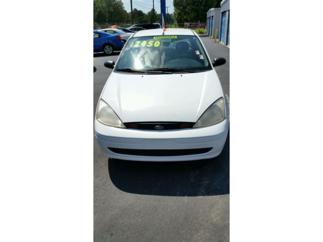 Ford : Focus 4dr Sdn LX CLEAN VEHICLE IN AND OUT; WELL TAKEN CARE OFF