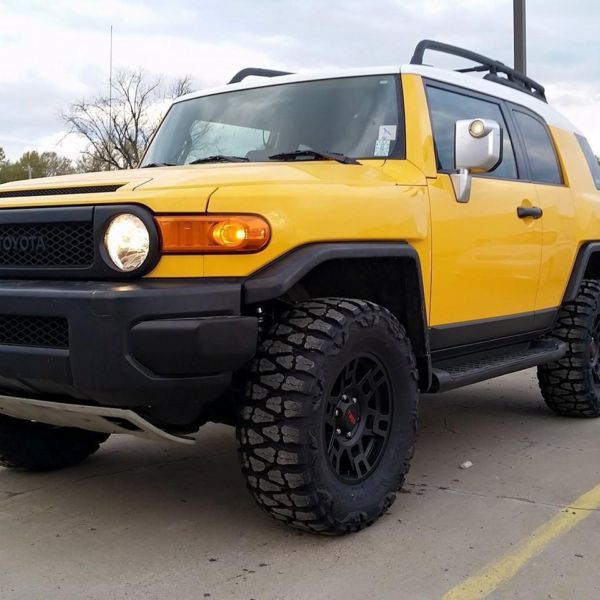 2007 Toyota FJ Cruiser 4x4 Icon Industries lifted / sale or trade