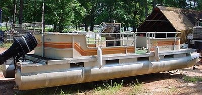 1984 Sun Tracker 25' Pontoon Boat  w/trailer 115 Hp straight line 6 cyl Mercury