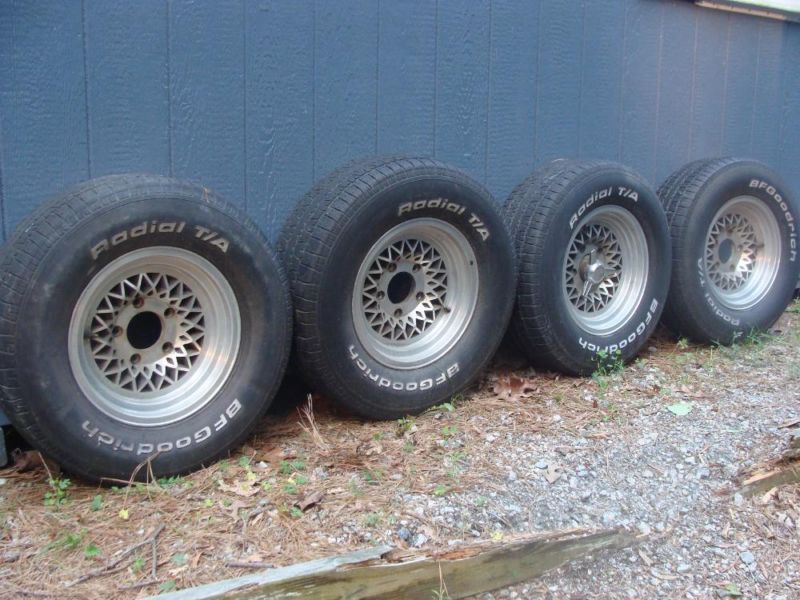 Set of 4 Aluminum Rims 15 inch with B.F. Goodrich Tires, 1