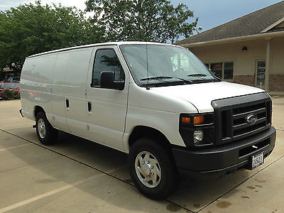 Ford : E-Series Van XL Bane-Clene Paramount carbet cleaning equipment