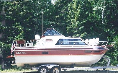 A 1984 Thompson Cabin Cruiser, 24 feet in length . A great family boat. Clean!