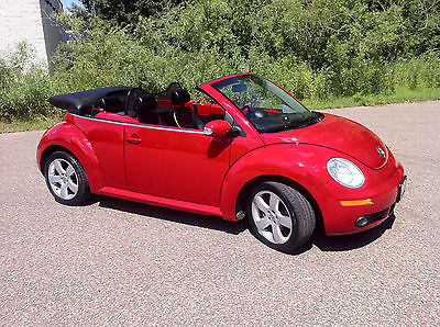 Volkswagen : Beetle-New Convertible 2006 volkswagen beetle convertible salsa red leather at package 2 exc cond
