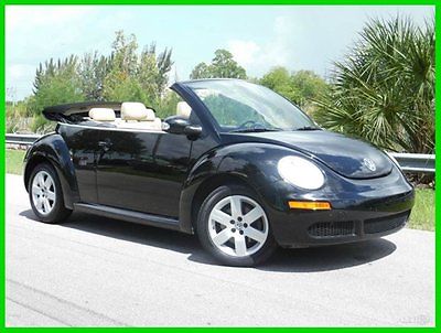 Volkswagen : Beetle-New 2.5 2007 vw beetle convertible 2.5 l automatic black over tan loaded
