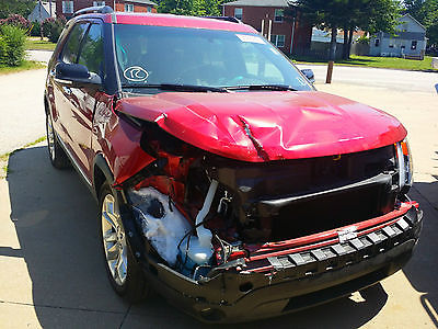 Ford : Explorer XLT Sport Utility 4-Door DAMAGE  REPAIRABLE RUNS & DRIVE EASY TO FIX SALVAGE FWD ONLY 18 MILES NAVIGATION