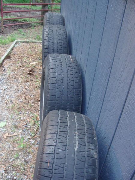 Set of 4 Aluminum Rims 15 inch with B.F. Goodrich Tires, 2