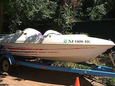 1995 152 BR Jet Boat