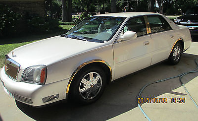 Cadillac : DeVille Gold Trim 2003 cadillac deville white diamond with gold detailing