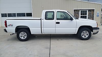 Chevrolet : Silverado 1500 Base Extended Cab Pickup 4-Door 2004 chevy silverado extra cab 4 dr 4 x 4 only 80 000 miles one owner