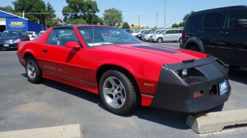 Chevrolet : Camaro Z28 1988 chevrolet camaro z 28 iroc iroc z red cloth interior only 26 k miles 5.7 v 8