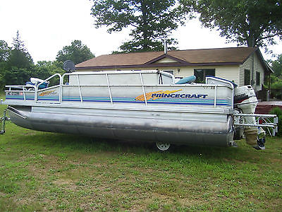 1997 PRINCE CRAFT SPORT FISHER PONTOON FAMILY BOAT