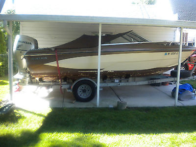 19 ft glastron bowrider with 150 hp honda outboard 4 stroke 193 hrs and trailer