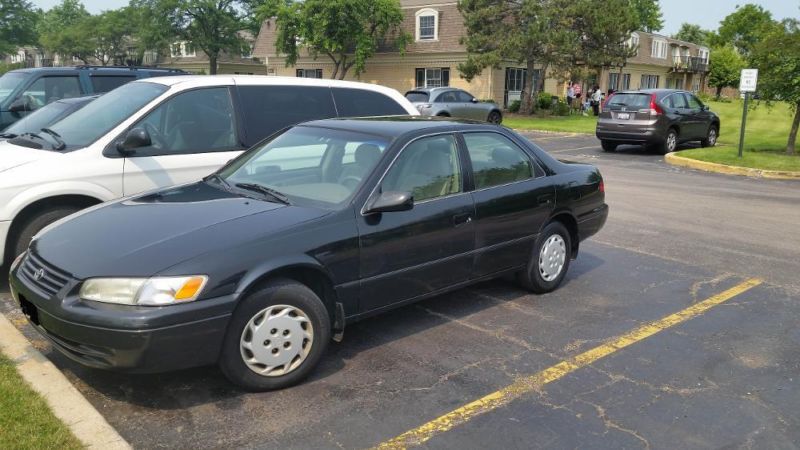 1999 Toyota Camry LE Runs Great