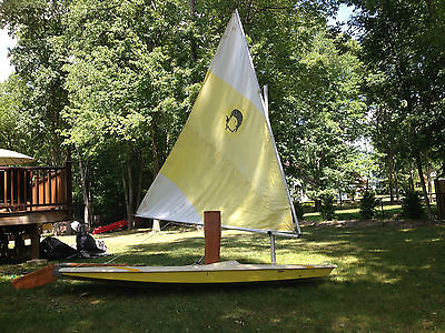 Alcort Mini Fish Sunfish Sailboat