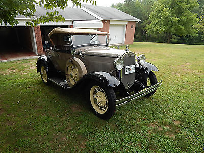 Ford : Model A Deluxe Roadster 1931 ford model a deluxe roadster stone brown and black