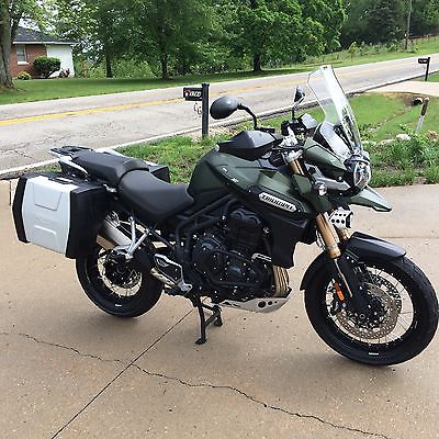 Triumph : Tiger Like new Triumph Explorer XC, low miles, 2 owner