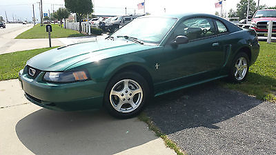 Ford : Mustang 2003 deluxe coupe 3.8 l v 6 engine at only 36 k miles excellent condition