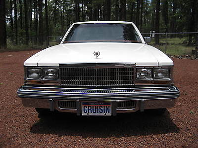 Cadillac : Seville Base Sedan 4-Door 1977 cadillac seville base sedan 4 door 5.7 l