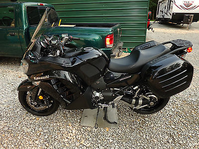 Kawasaki : Other 2013 kawasaki concours 14 factory warranty only 3 k miles priced to sell